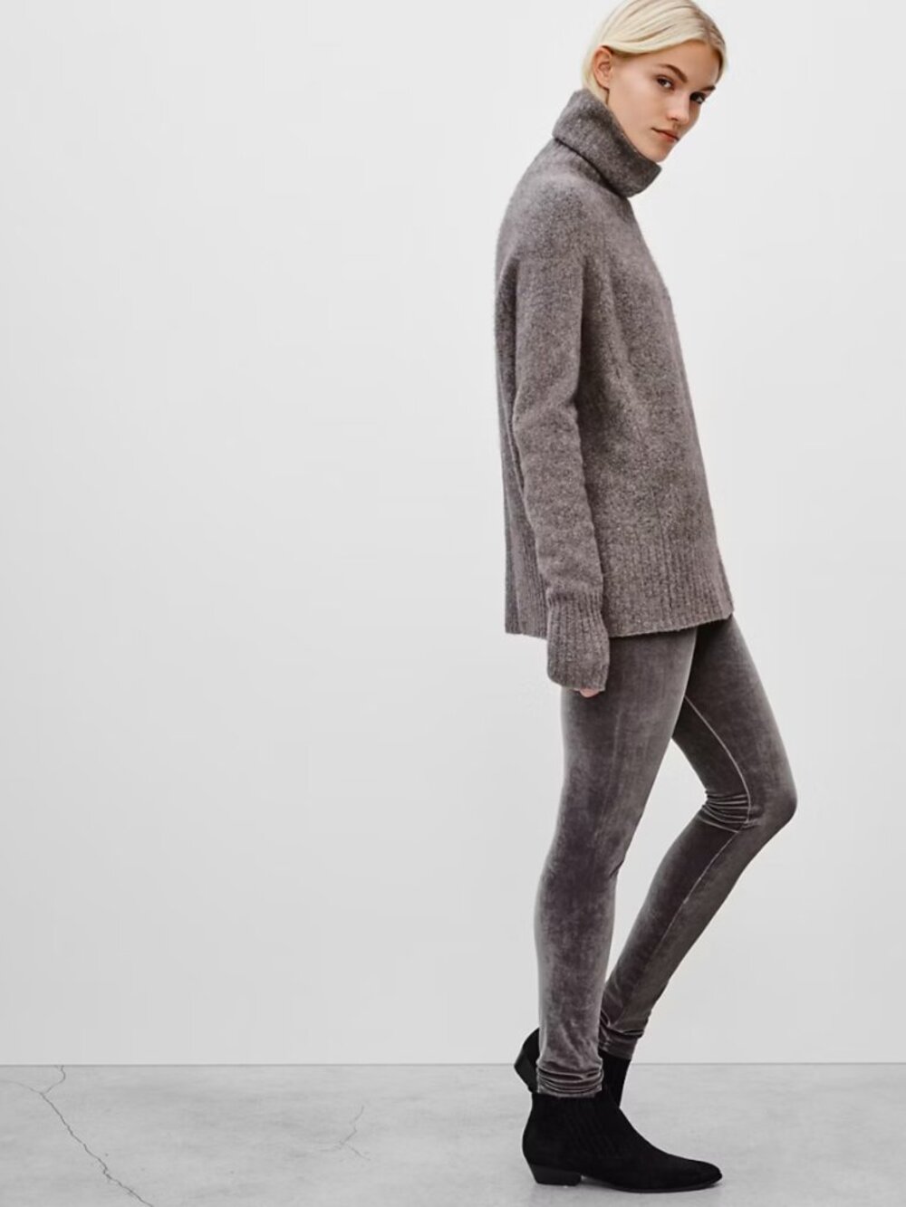 Wilfred Free Daria Velvet Leggings